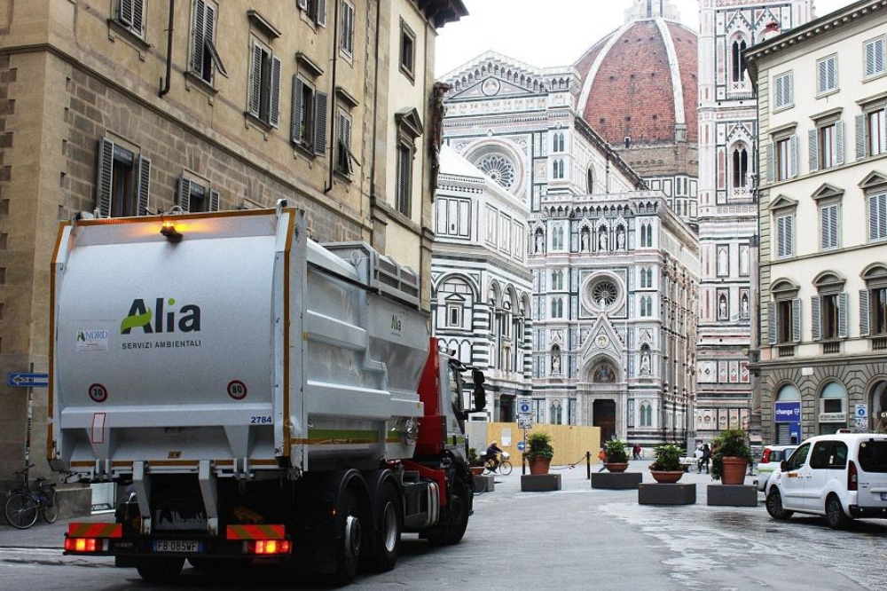 Firenze centro storico: limitazioni nei servizi di raccolta rifiuti e rimozione dei cestini pubblici per il G7 del Turismo 