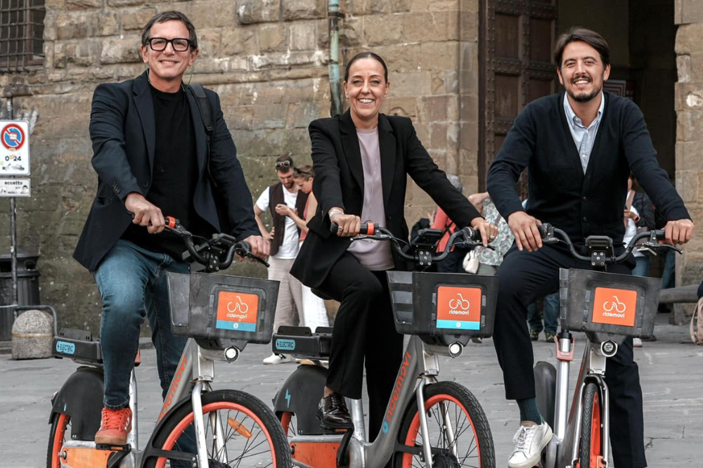 Pedalata inaugurale per la pista ciclabile tra viale Guidoni e via Famiglia Dei Benini