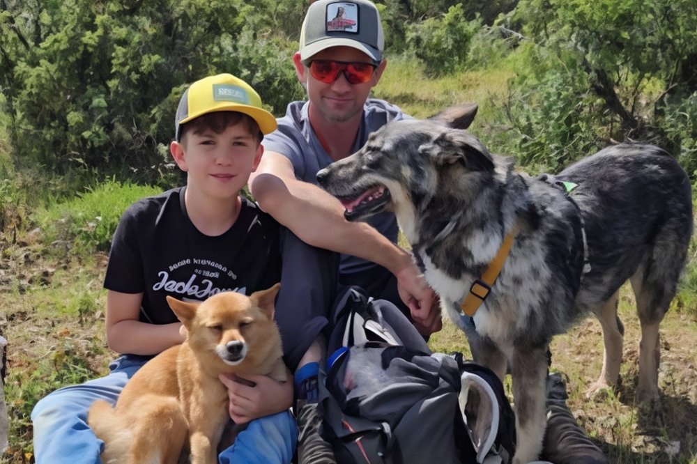 Famiglia morta a Firenze, a Poggio a Caiano l'addio a Elio