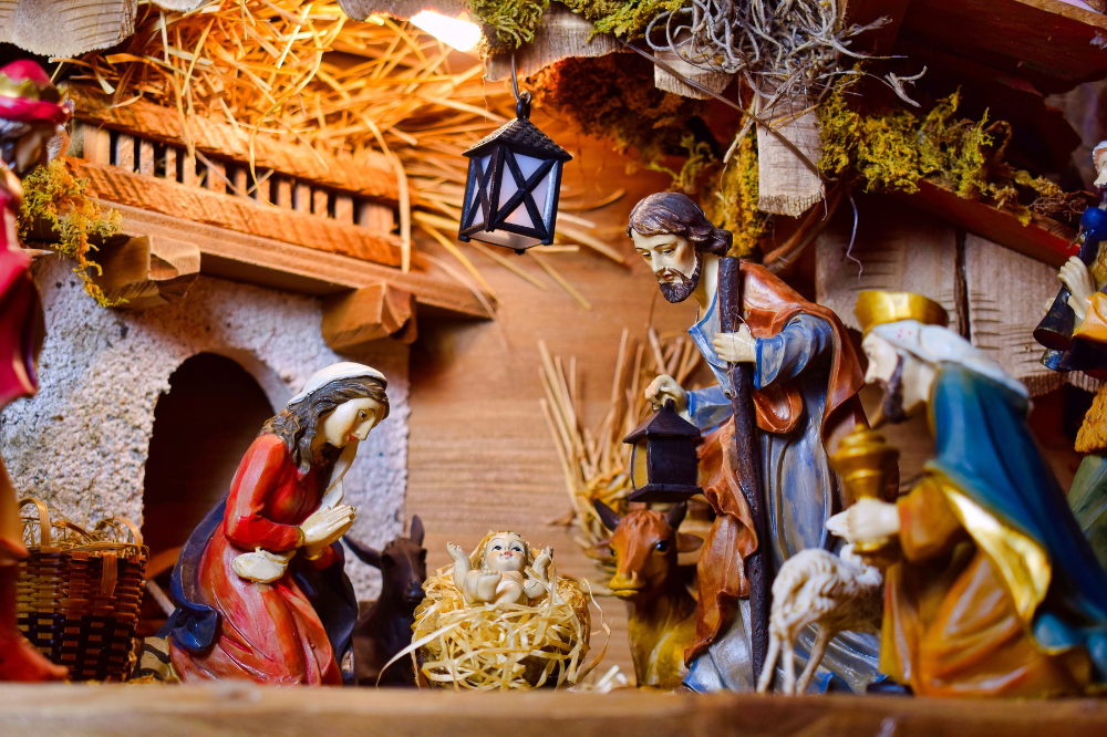 Rubato presepe da un cimitero dell'Empolese