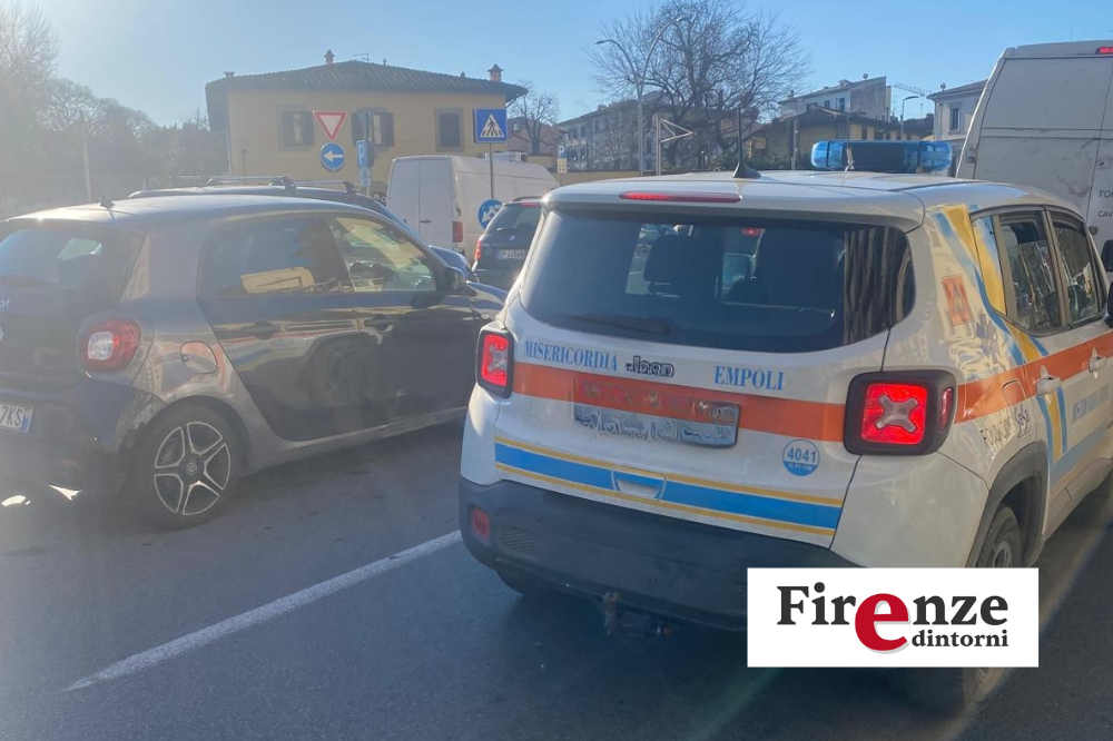 Traffico nel caos, si viaggia a passo d’uomo da Piazza Beccaria al Ponte alla Vittoria