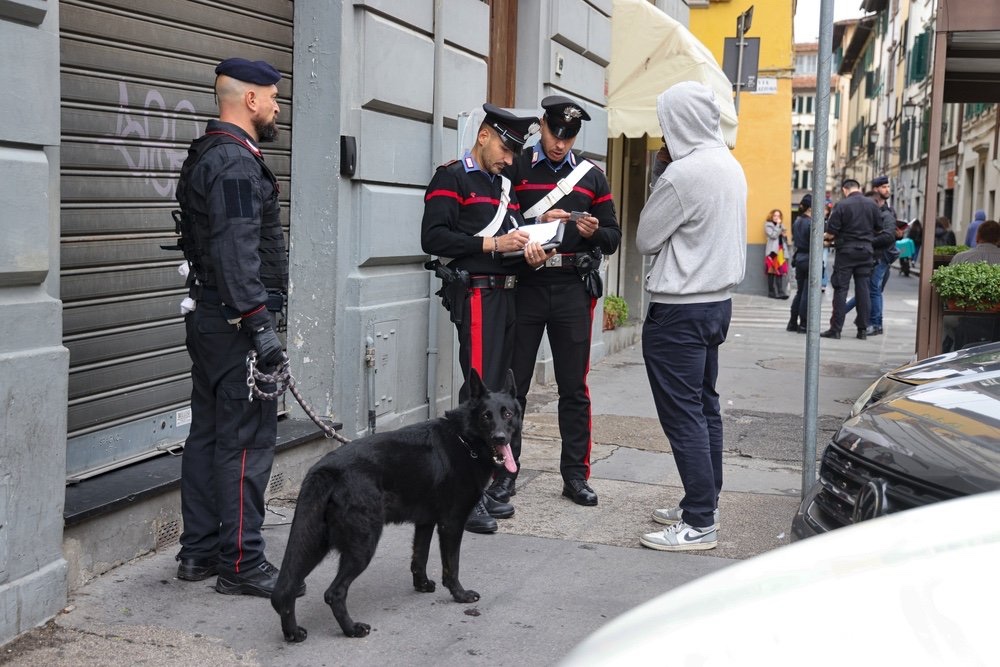 Accoltellamento in viale Corsica, gli inquirenti stanno risalendo all’identità degli aggressori