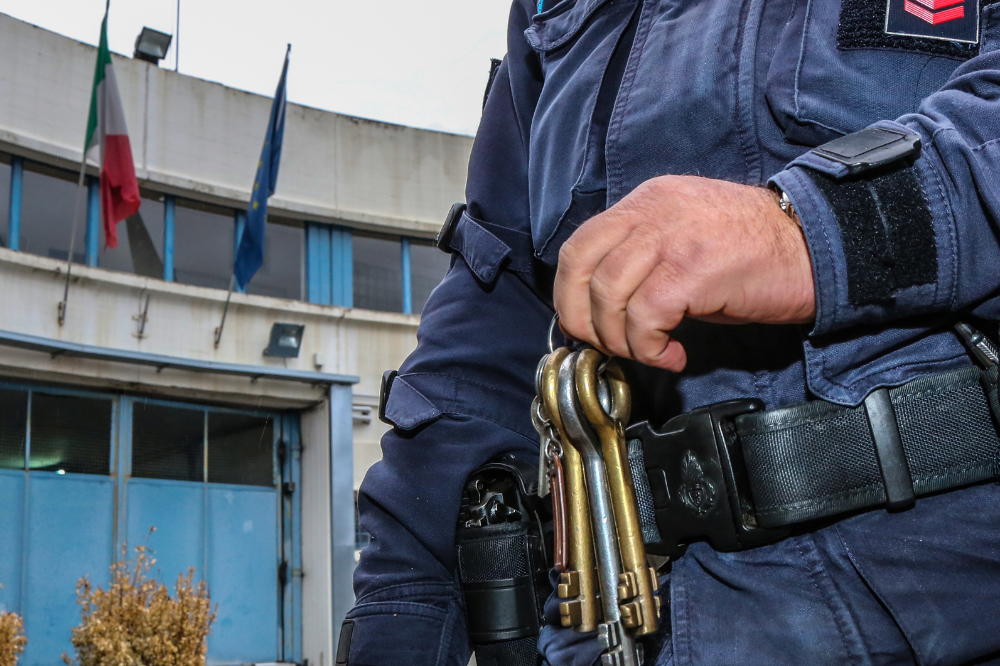 La denuncia dell'Osapp: 'Nelle carceri toscane e umbre la sequenza di morti è drammatica'