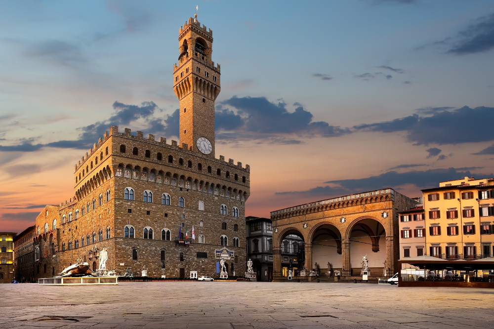 Firenze si schiera dalla parte della democrazia
