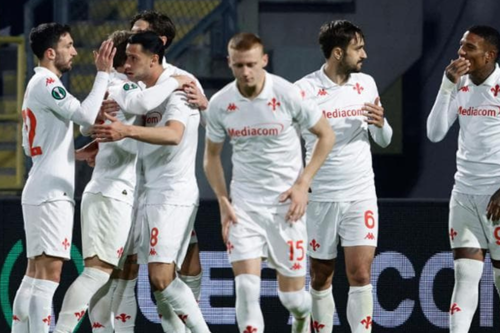 Tutti i tabù del ‘derby’. Fiorentina, missione tre punti