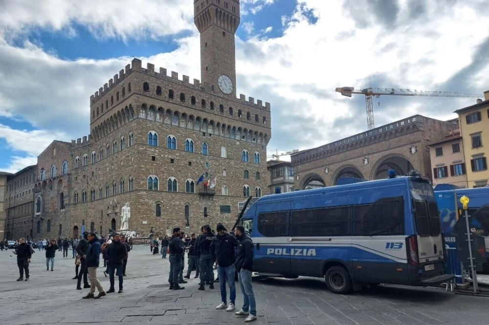 Fiorentina-Betis: rafforzate le misure di sicurezza, monumenti blindati nel centro storico e divieto su alcolici