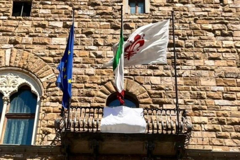 Firenze aderisce alla campagna “50.000 sudari per Gaza“