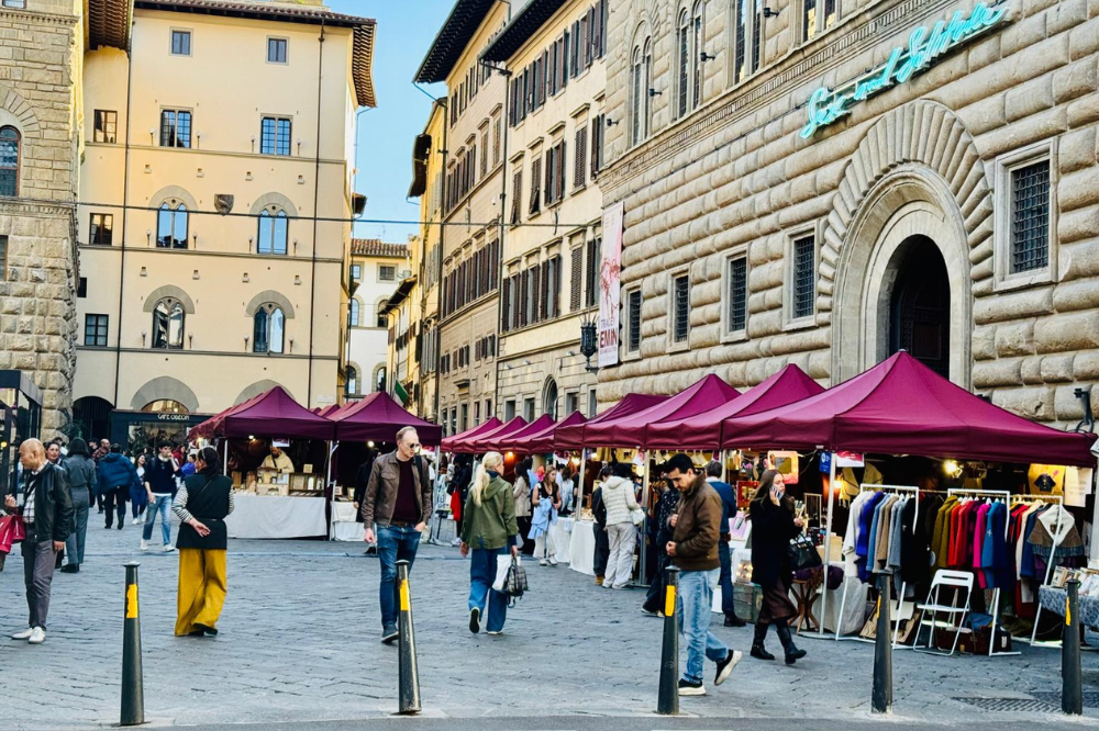 Dal 30 maggio al 2 giugno torna in Piazza Strozzi ARTour – Il Bello in piazza, la mostra mercato dell’artigianato artistico firmata CNA
