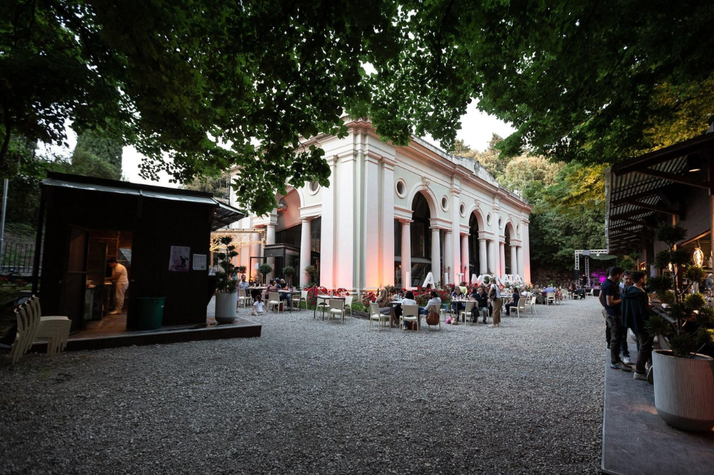 Residenti esasperati dalla musica fino a tarda notte alla Limonaia di villa Strozzi