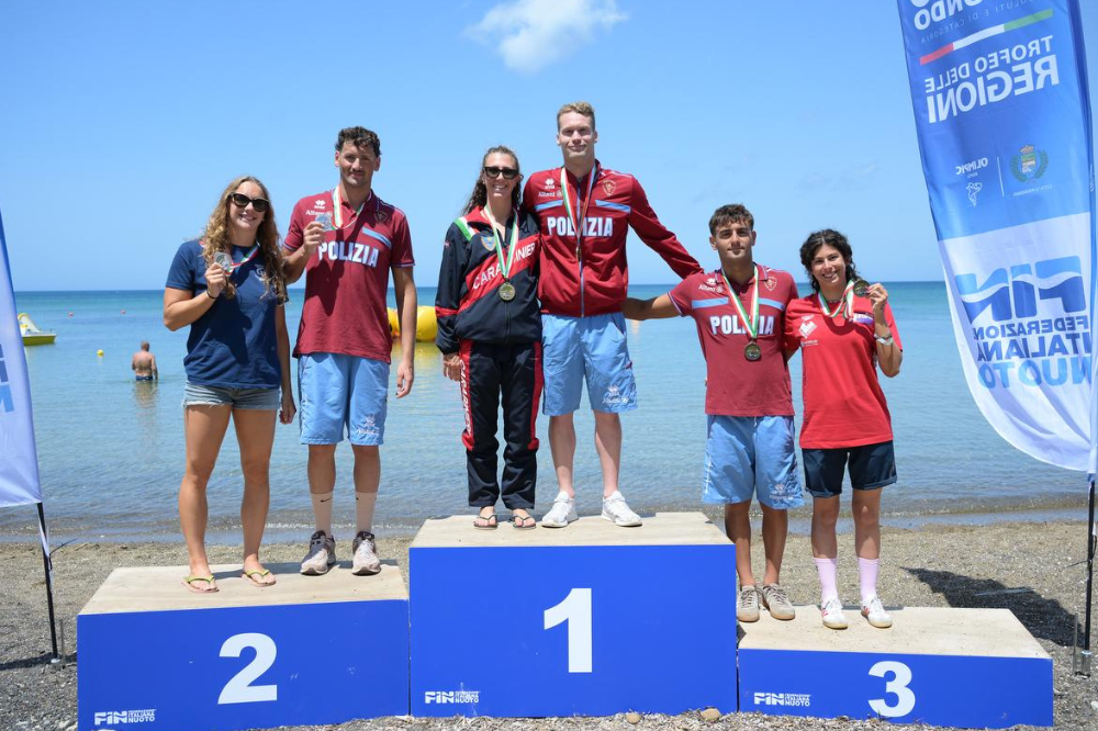 Nuoto di fondo, la Toscana brilla in acqua e fuori