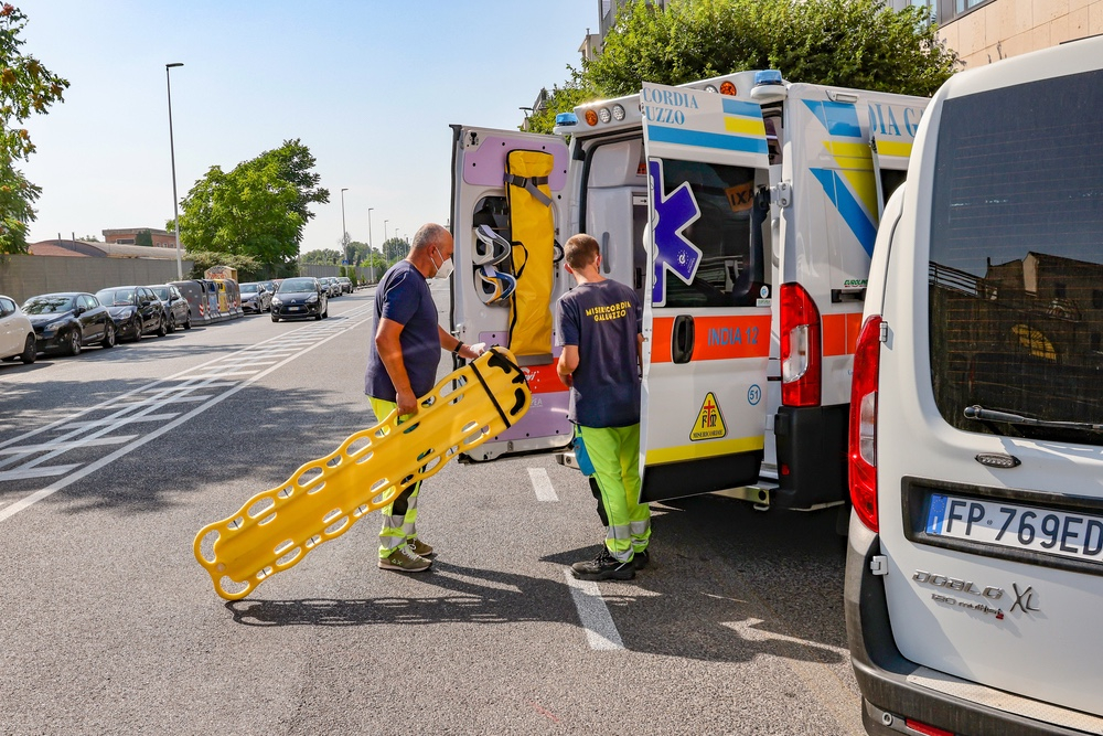 Causò un incidente mortale, patteggia e dona alla Misericordia: “Spero che possa essere di aiuto”