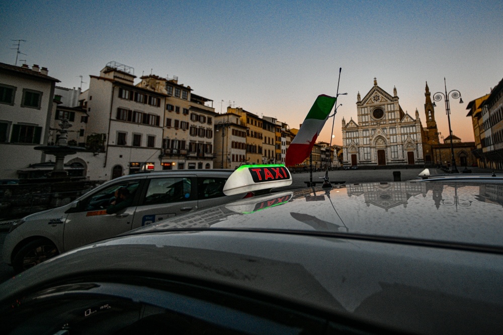 I tassisti confermano lo sciopero del 16 luglio contro l’abusivismo