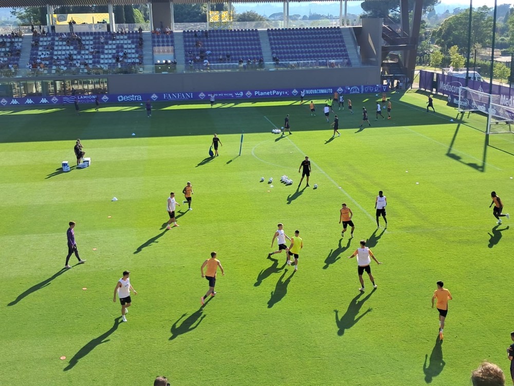 Fiorentina, ritiro al Viola Park tra tifosi e allenamenti: si prova a ricreare l’atmosfera di Moena