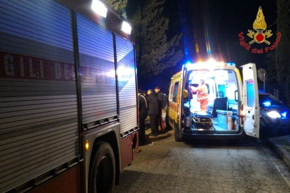 Perde il controllo del motorino, muore 17enne nel Fiorentino