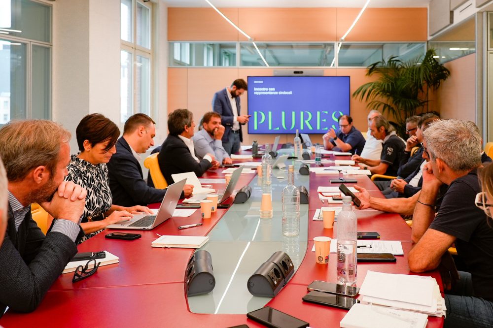 Accordo fra sindacati e Plures: 'Maggiori diritti e tutele LGBTQIA+ e più tutele per tutti i lavoratori'