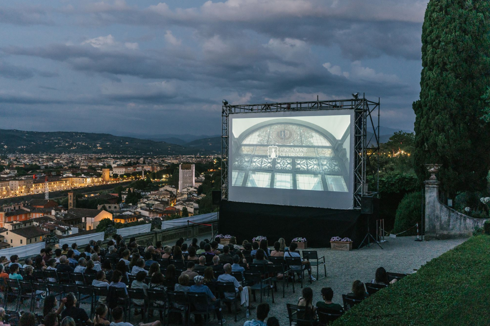“Cinema in villa”, continua fino al 24 agosto la programmazione dell’arena estiva sulla Terrazza Belvedere del Giardino Bardini, a Firenze
