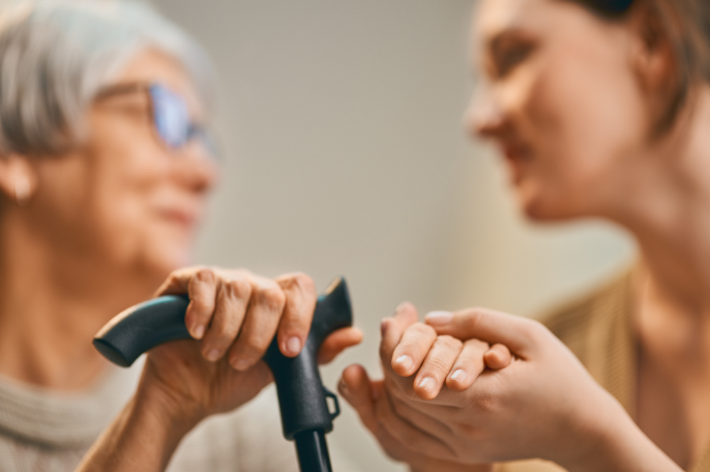 Consiglio della Toscana, ok alla legge per il sostegno dei caregiver familiari