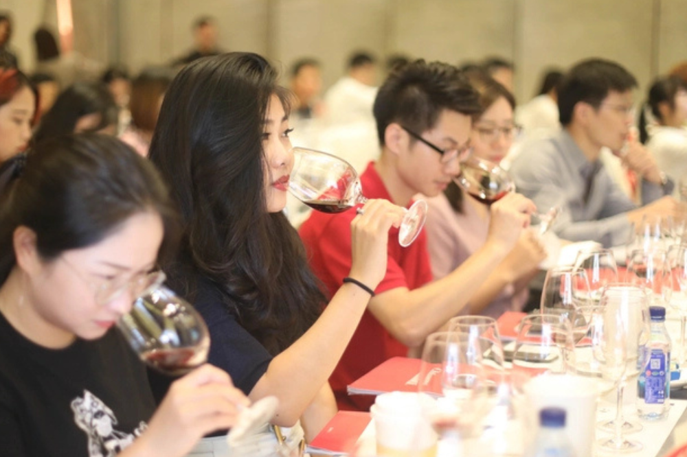 Il Chianti investe sulla Cina: formazione e promozione in quattro città chiave