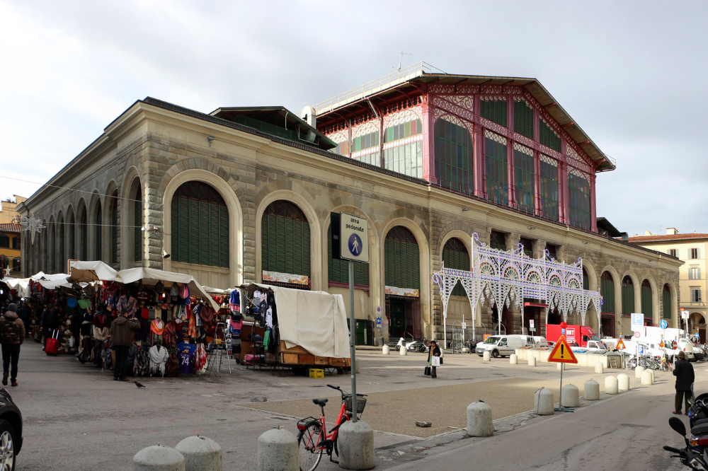 Meno residenti e meno affari, ma i commercianti del Mercato Centrale non lasciano