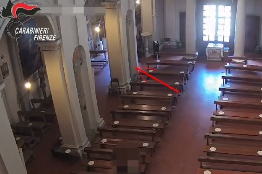 Furto in chiesa a Sesto, oggetti recuperati dai carabinieri