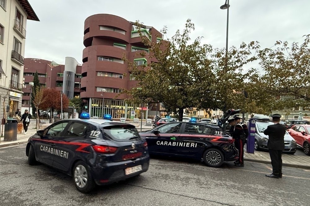 Altra rapina in zona di San Jacopino, strappata la collanina dal collo