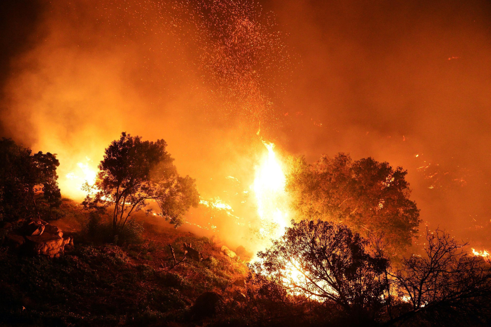 Rischio incendi, la Toscana proroga il divieto di abbruciamento
