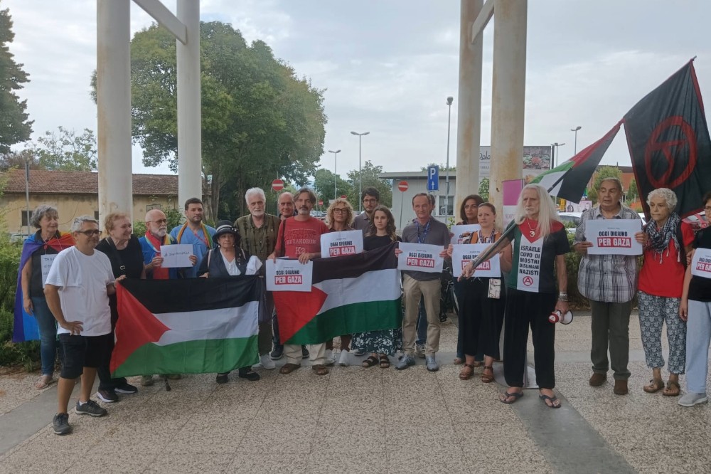 Firenze, digiuno per Gaza davanti al Torregalli: “Basta al genocidio”