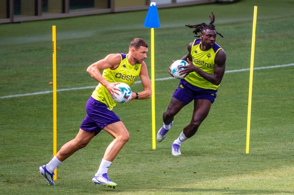 Fiorentina-Napoli, sorpresa Dzeko: il bosniaco in vantaggio su Piccoli 