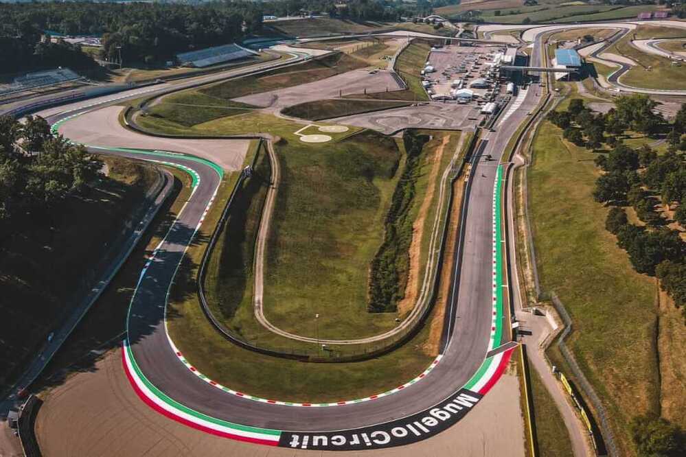 Gran Turismo: detrito colpisce Di Folco, in ospedale poi dimesso