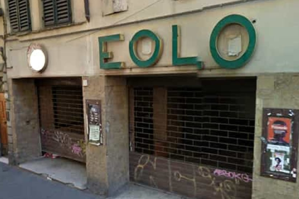 Borgo San Frediano, all’ex cinema Eolo messe e rimosse le transenne