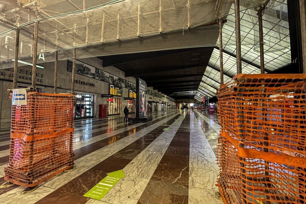 Problema ad un treno a Firenze, ritardi fino a 90 minuti per l'Av