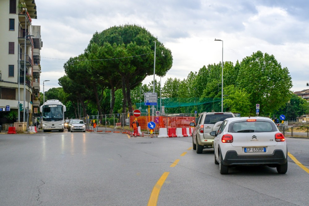 Cantieri tramvia: nuovi lavori a piazza Donatello e viali limitrofi