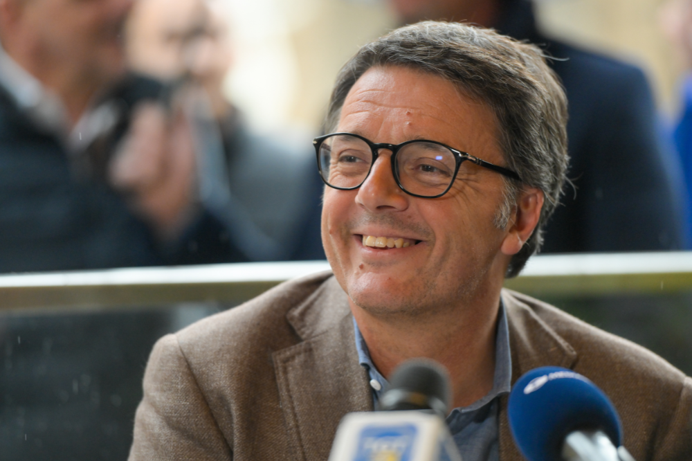 Ritardi stadio di Firenze, Renzi: “Nardella fece il fenomeno, ora tace”