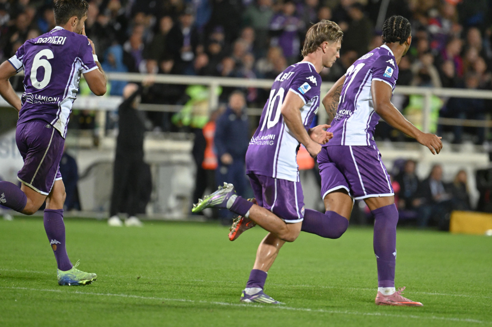 Al Franchi la Fiorentina stenta e i tifosi contestano
