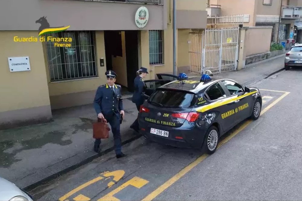 Scoperta rete pseudo-università e 41 falsi nutrizionisti