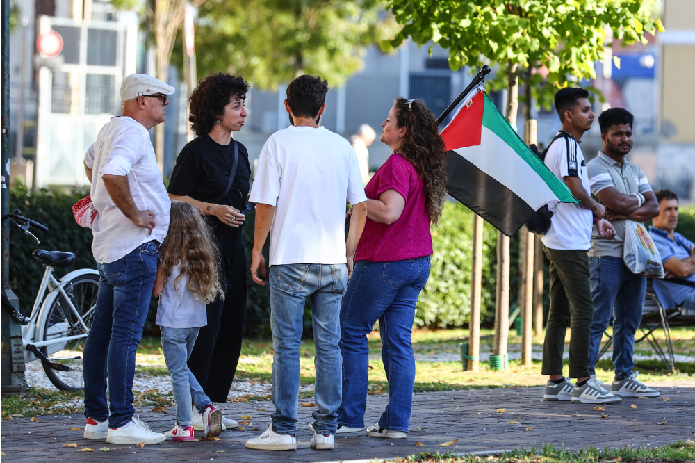 Empoli, presidio in centro dopo l'uccisione dei familiari di una palestinese