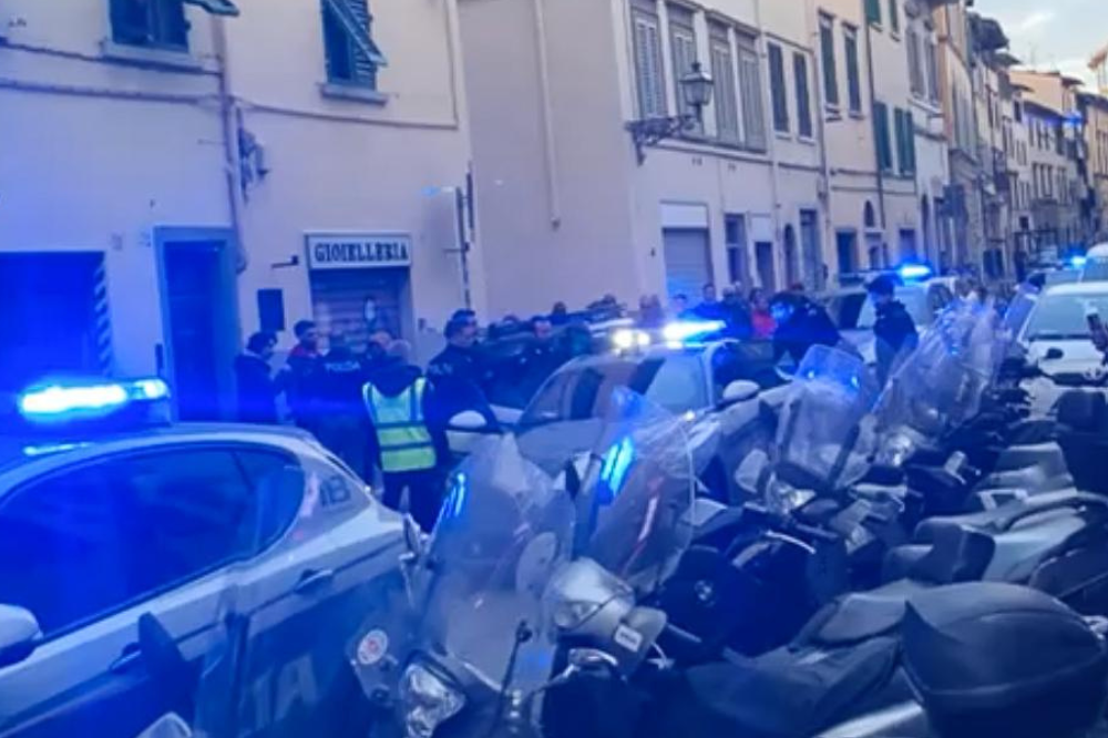 Violenta rissa in via Palazzuolo nel giorno del Cosp