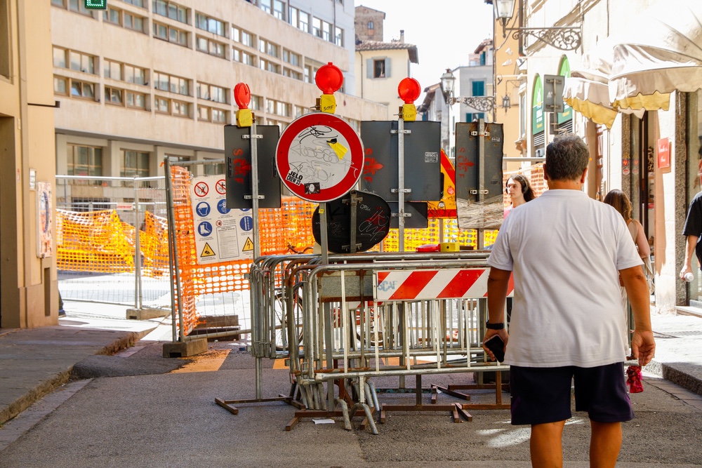 Via Pietrapiana, i lavori proseguono a rilento