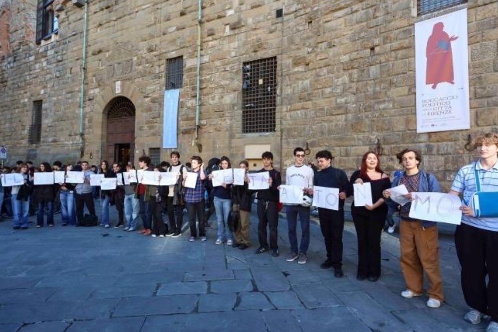 Sindacati, alunni e personale pronti a mobilitarsi per il Michelangiolo