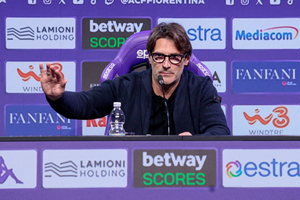 Vanoli punta sulla continuità tattica per risollevare la Fiorentina
