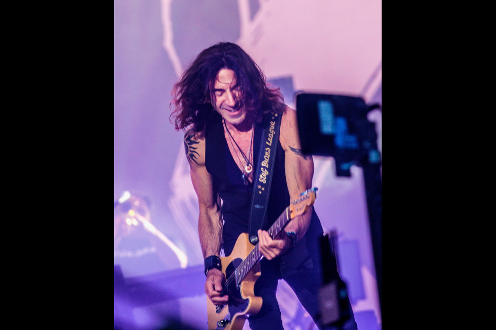 CHRISTMAS ROCK, dom 21/12 solidarietà in musica al Teatro Puccini di Firenze