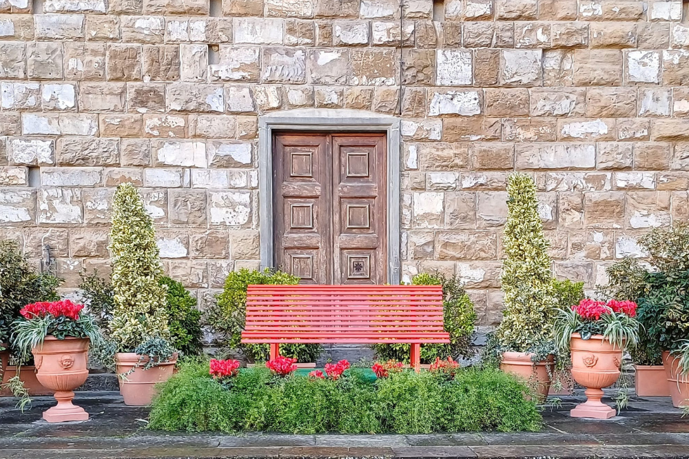 Inaugurata la panchina rossa nella sede di Ispro a Firenze