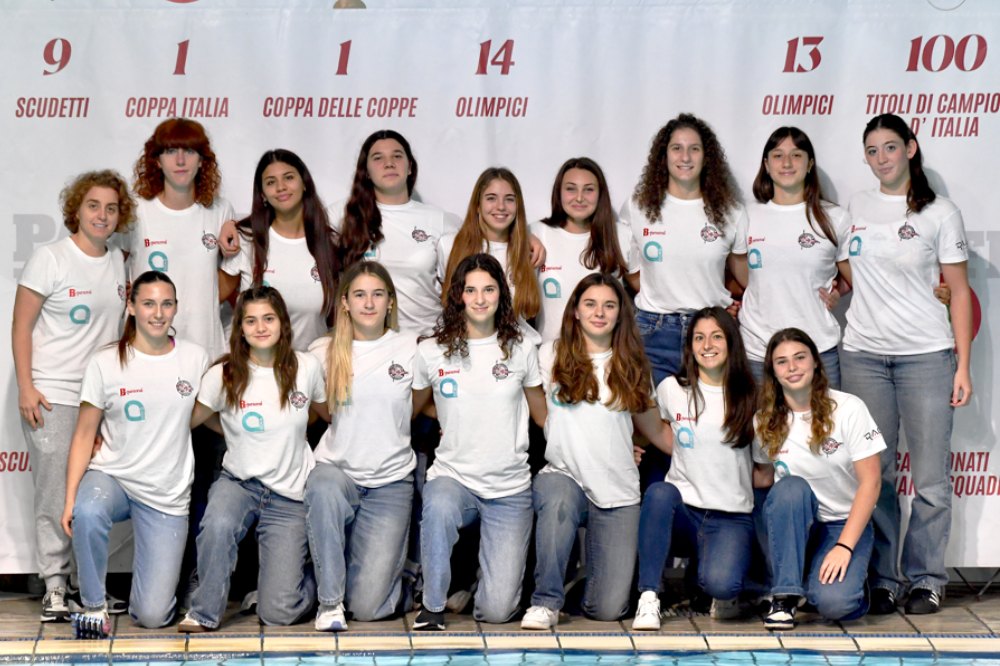 PALLANUOTO FEMMINILE U18: LE RARI GIRLS VINCONO IL TROFEO DI NATALE