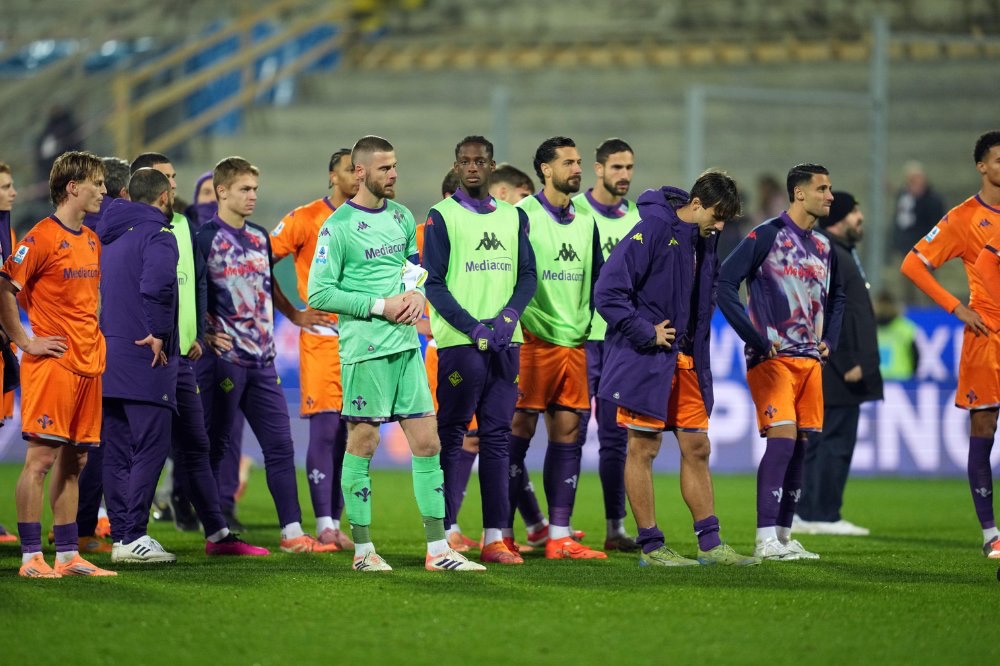 Fiorentina in ritiro: il gruppo cerca la reazione dopo la crisi
