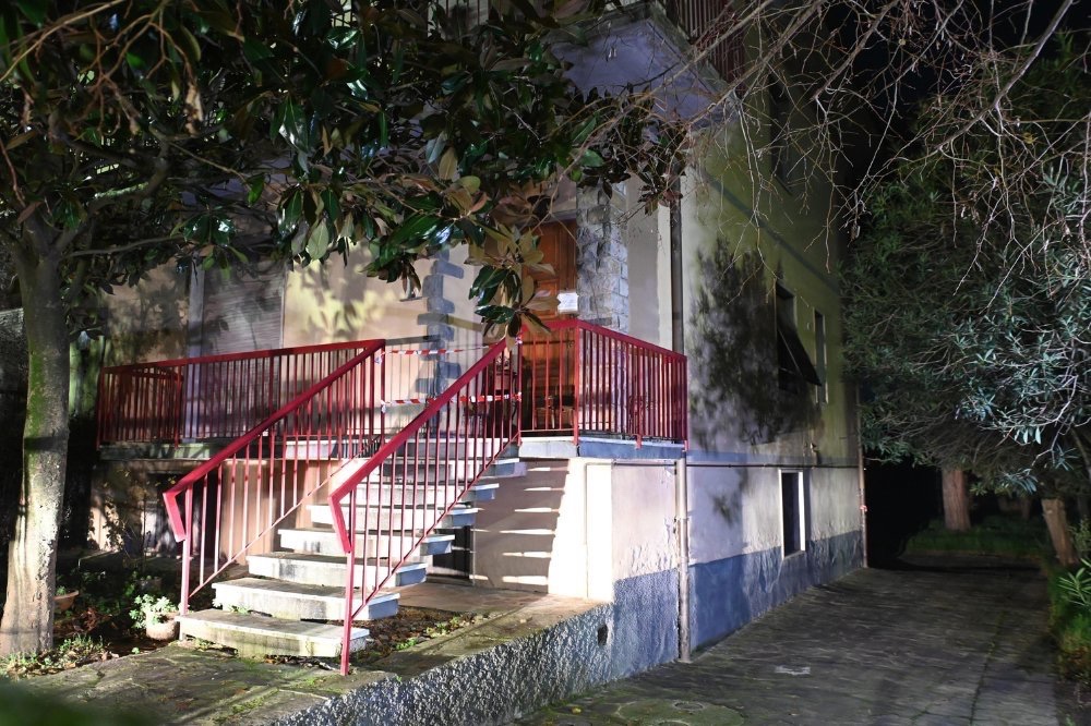 Sant’Angelo a Lecore, non ci sarebbero segni di violenza sul corpo dell’uomo ritrovato in un baule