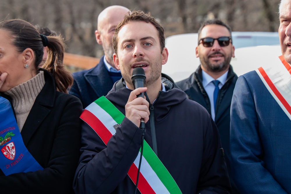 Botti di San Silvestro, l’appello del sindaco Pignotti: “Evitiamoli, festeggiamo nel rispetto di tutti, delle persone più fragili e degli animali”
