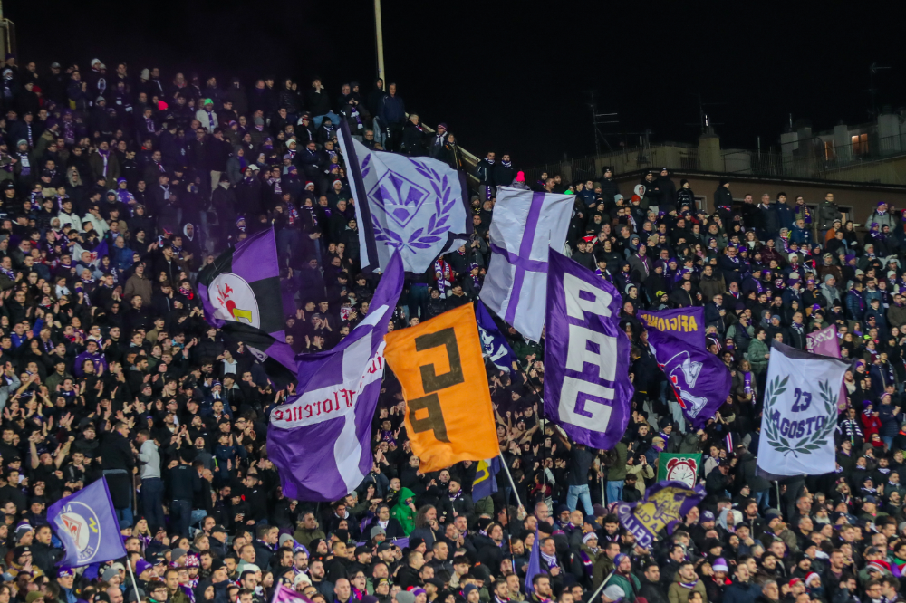 Fiorentina-Cremonese, il Franchi si riempie tra attesa e protesta