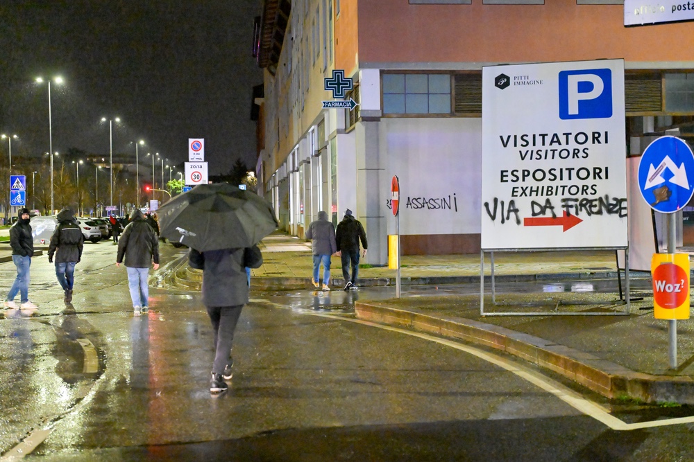 Derubato un quindicenne a Novoli