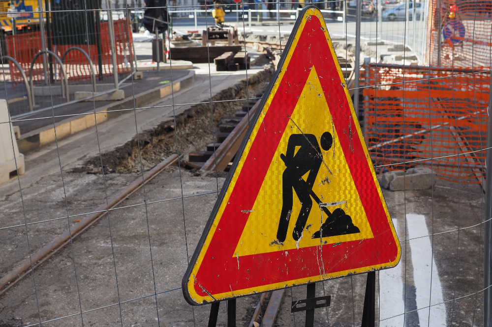 Disagi in via del Porcellana per un cantiere aperto da quasi un anno
