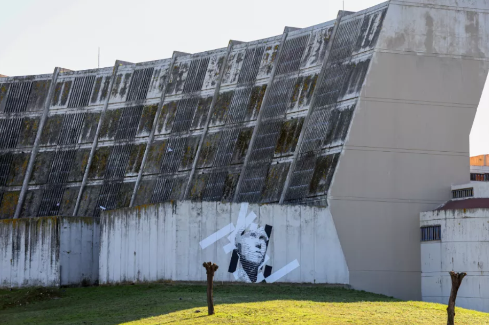 Freddo a Sollicciano, chiuse aule e biblioteca del carcere